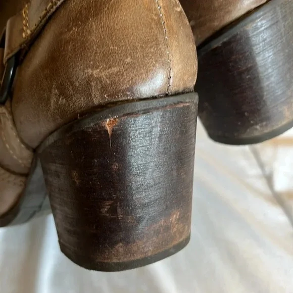 Bussola Women Woodville
Tall Boots with Metal  Ring Detail Size Euro 39/9 - Picture 15 of 16